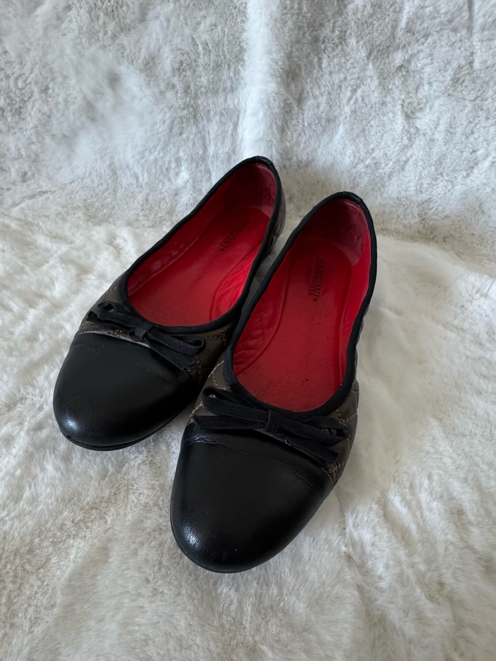 Rangoni Black Ballet Flats with Red Insole